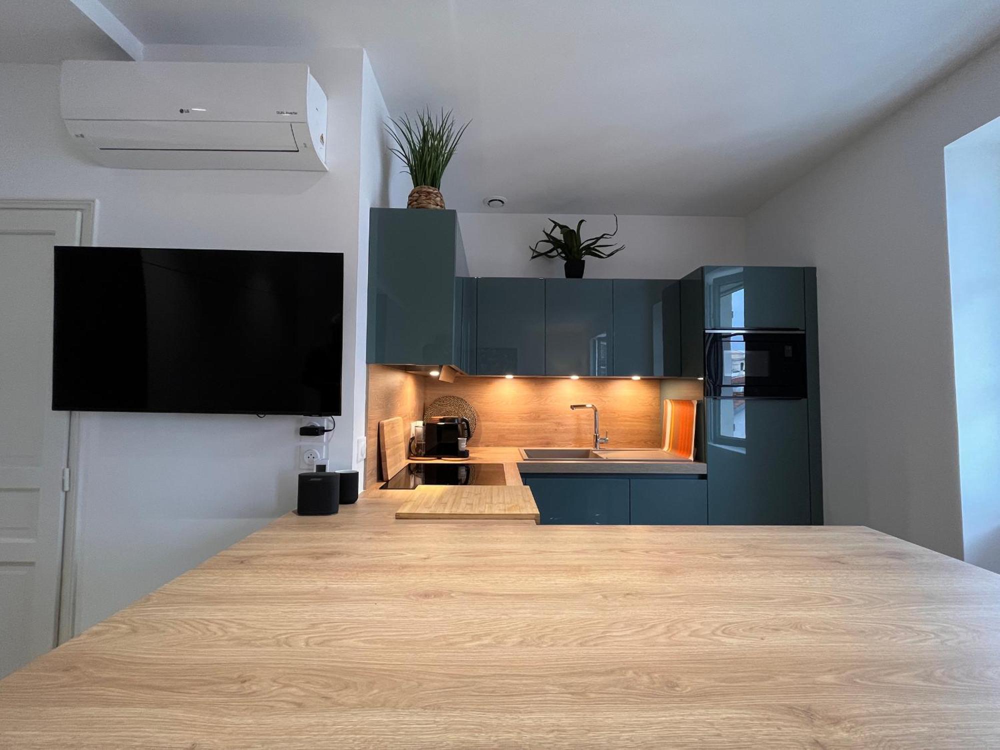 Lumineux 3 Pieces Pres Des Halles Et De La Plage, Wifi, Clim, Parkings Proches - Fr-1-239-910 Saint-Jean-de-Luz