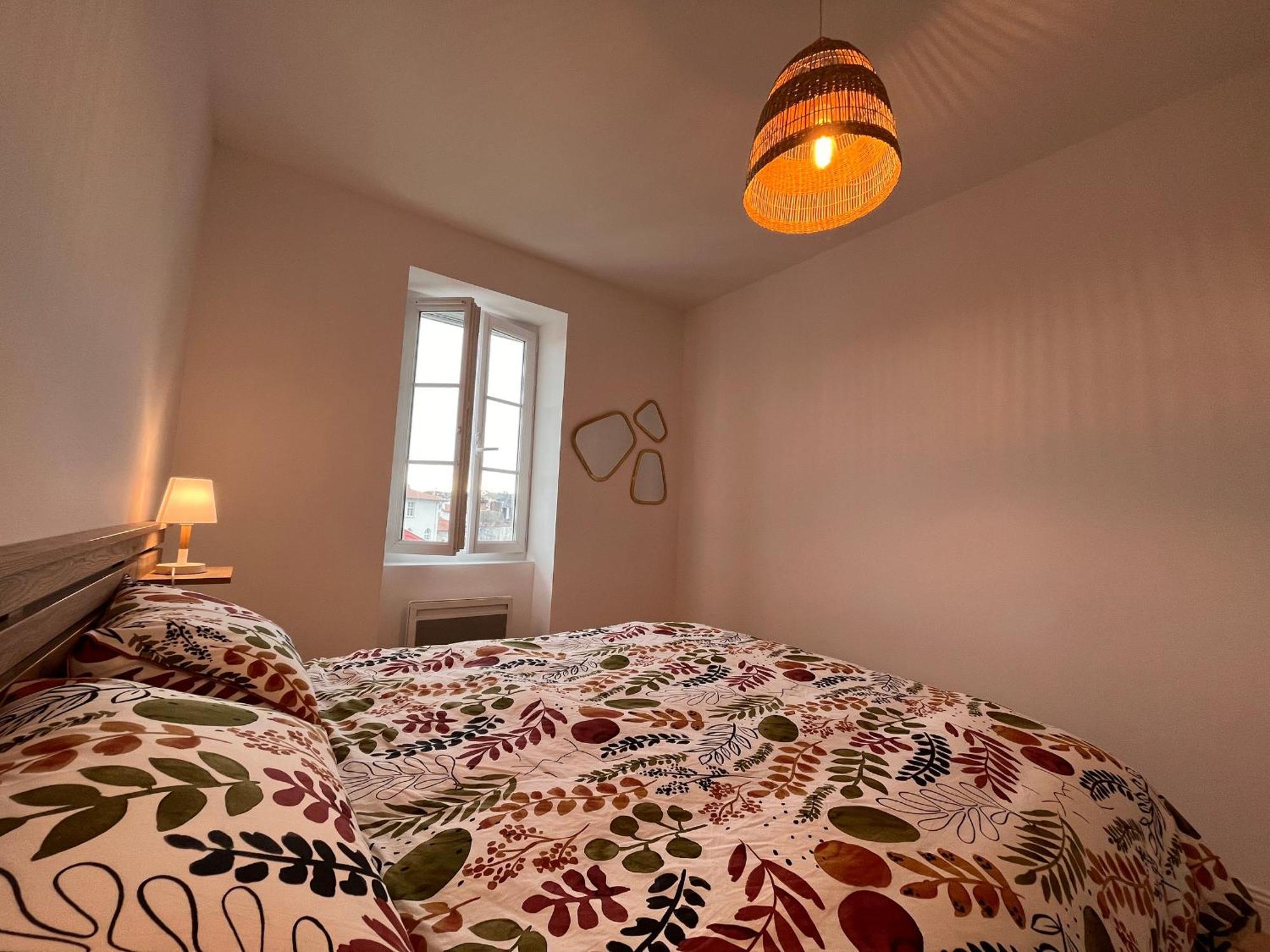 Lumineux 3 Pieces Pres Des Halles Et De La Plage, Wifi, Clim, Parkings Proches - Fr-1-239-910